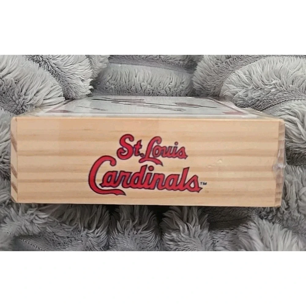 St Louis Cardinals Baseball Set of 4 Ceramic Coasters in Wooden Holder, NEW!!